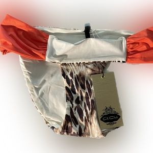 a.Ché  bottom swimwear only size M